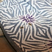 Koeks zwemshort met sterren aubergine-blue