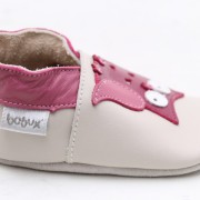 bobux slofje ecru met uil