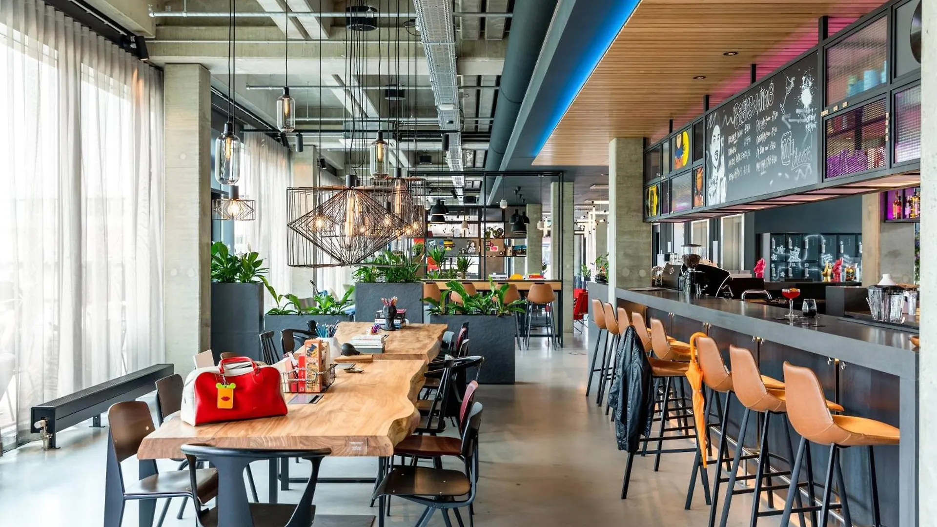 Where to Stay in Utrecht: 4 Best Family-Friendly Hotels