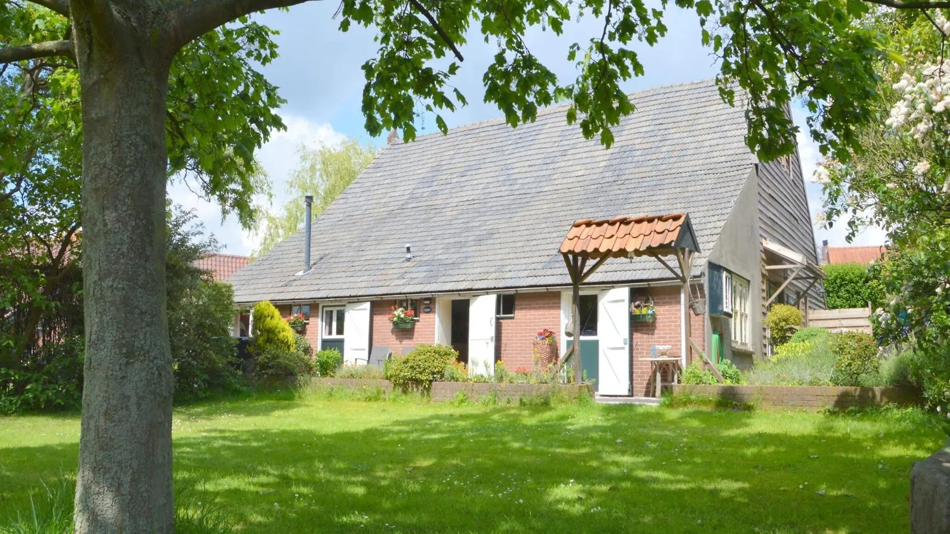 Verblijven in Noord-Brabant: 4 Villa Hotels Vergeleken