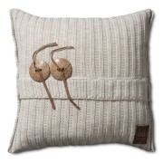 beige kussen knit factory